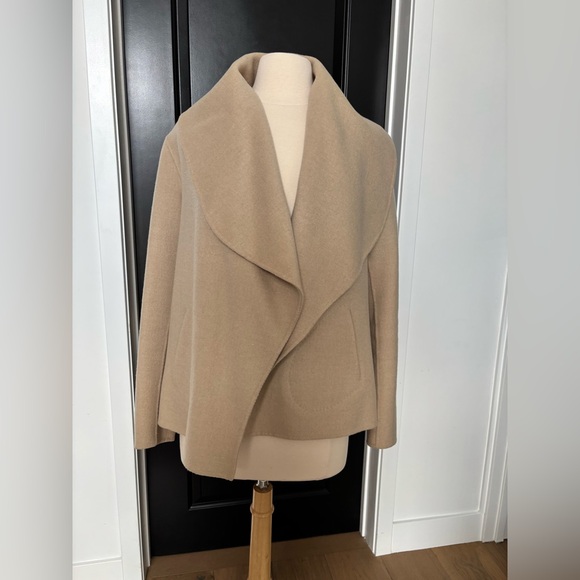 Facconable jacket - Picture 2 of 5